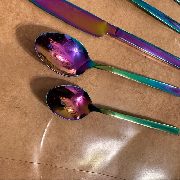 Crofton Rainbow Flatware Iridescent Utensil 1 Setting 2 Fork 2 Spoons 1 Knife - Picture 2 of 6